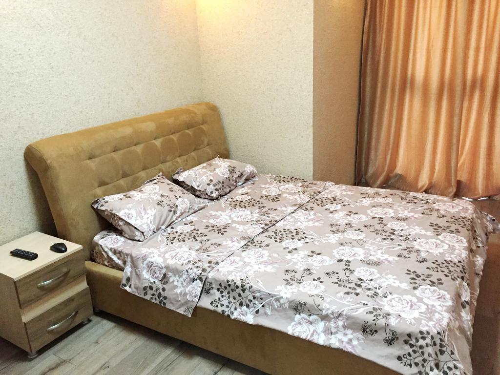 Sea Towers 2 Room Apartment บาทูมิ ภายนอก รูปภาพ